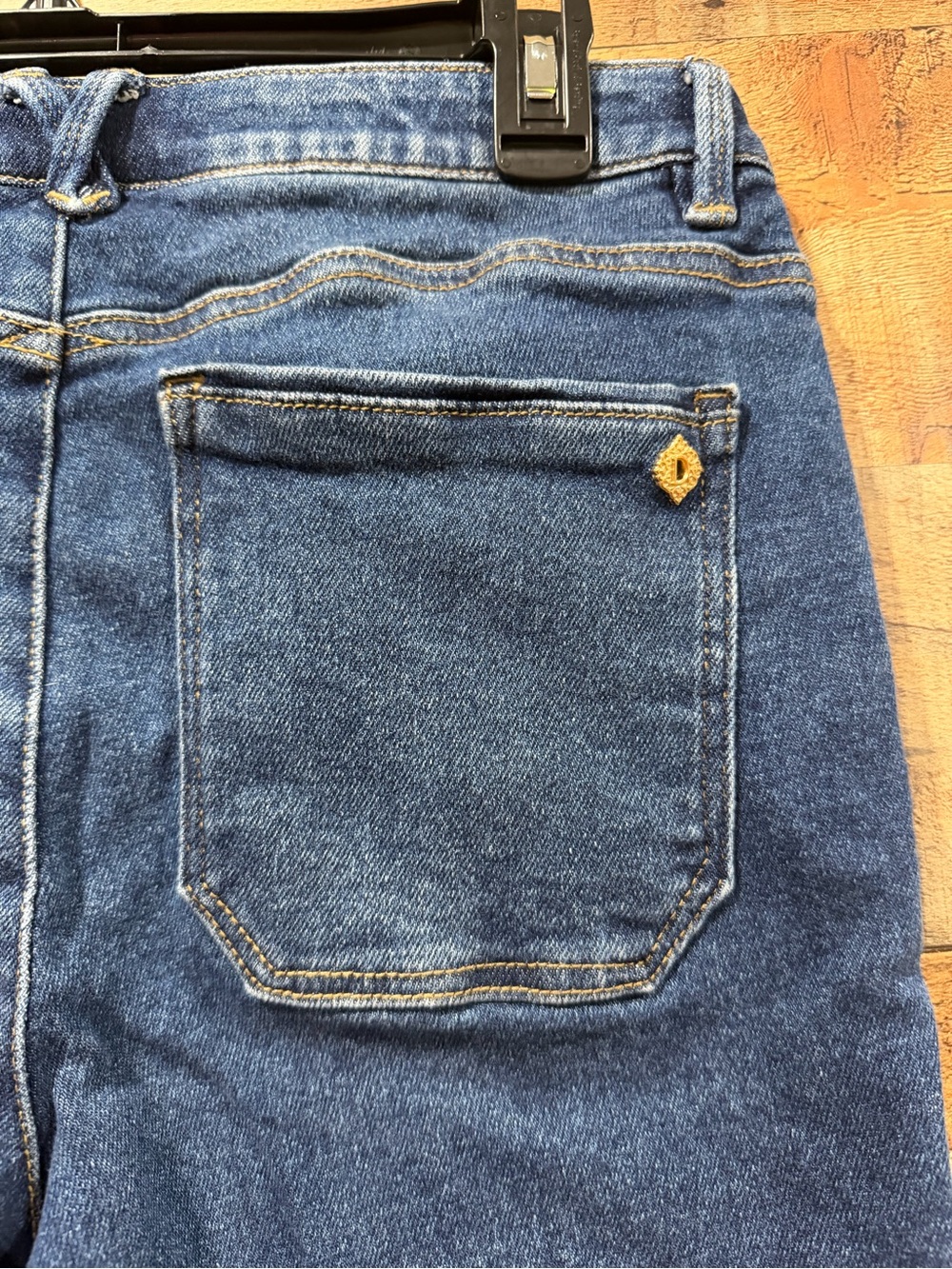 Democracy AbTechnology High Rise Jeans With Slimming Abdominal Panel Size 4 - Picture 6 of 8